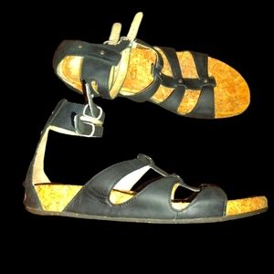 UGG™ Strappy Black Leather Sandals